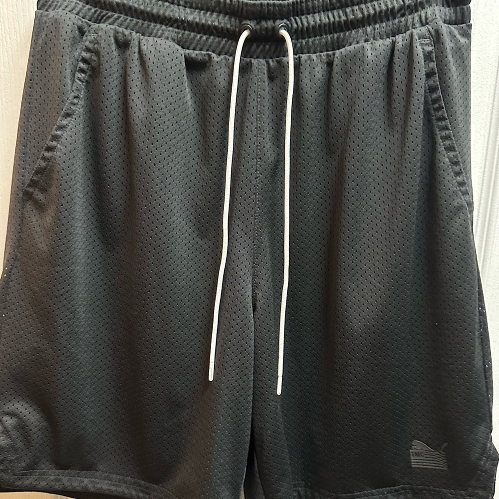 Puma men's short black  size L / NWOT